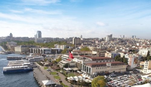Bahçeşehir Üniversitesi Koronavirüs nedeniyle uzaktan eğitime geçti